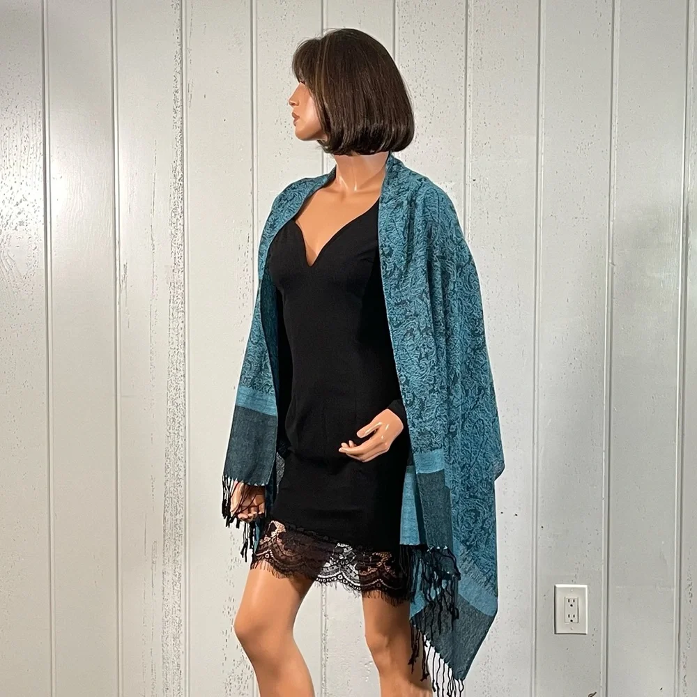Women's Blue & Black Paisley Print Shawl Scarf with Fringe